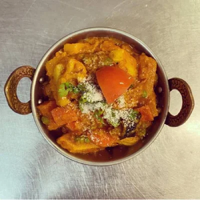 Aloo Baingan Bagarey